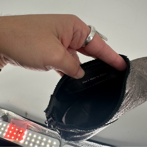 Dolce Vita Metallic Silver Ankle Boot Distressed Size 8 - Picture 6 of 7